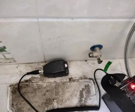 西城屋顶漏水维修公司分享下卫生间漏水的危害及解决方法